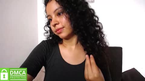 Snapshot of mr_mrscurie chatting on 02.08.25 Mr Mrs Curie online show from 02.08.25