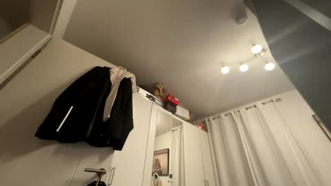 Snapshot of mr_niceguy100 chatting on 09.28.25 mr_niceguy100 online show from 09.28.25