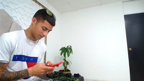 Mr Porn  online show from 04.15.26