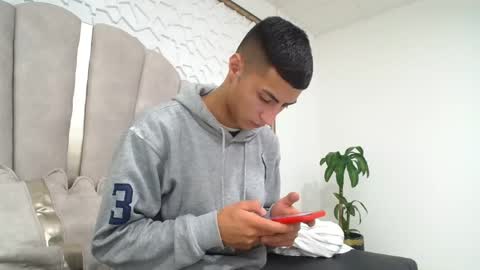 Mr Porn  online show from 04.25.26