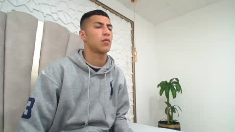 Mr Porn  online show from 05.20.26