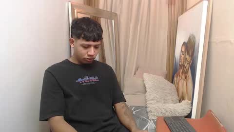 Snapshot of mr_stiven_ chatting on 12.15.25 mr_stiven_ online show from 12.15.25