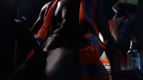 Snapshot of mrbigdiq chatting on 12.27.24 MrBigDiQ1 online show from 12.27.24