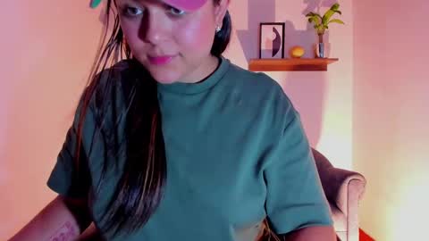 Laura online show from 01.24.25