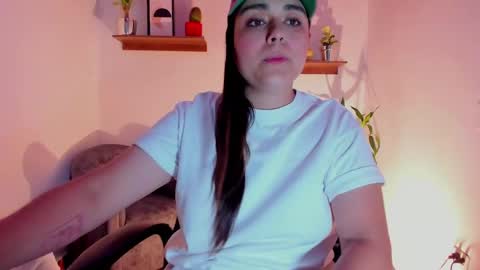 Laura online show from 02.15.25