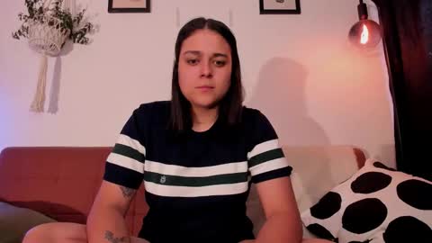 Laura online show from 01.06.26