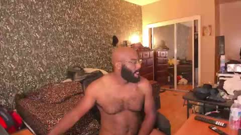 Snapshot of mrchuckdailyxxx chatting on 07.19.26 Chuck Daily online show from 07.19.26