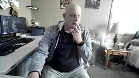 Snapshot of mrclean_55 chatting on 10.23.25 MrClean55 online show from 10.23.25