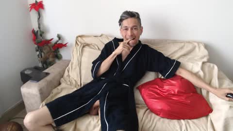 mrcock_col online show from 04.01.26