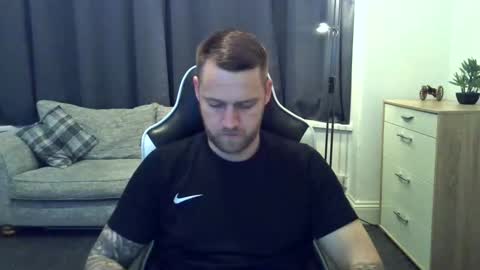 mrengland86566 online show from 02.19.26