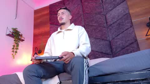 Mr Fox online show from 02.02.26