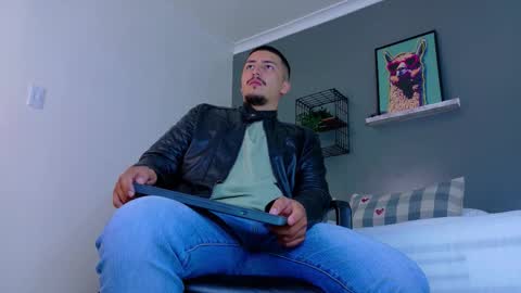 Mr Fox online show from 03.06.26