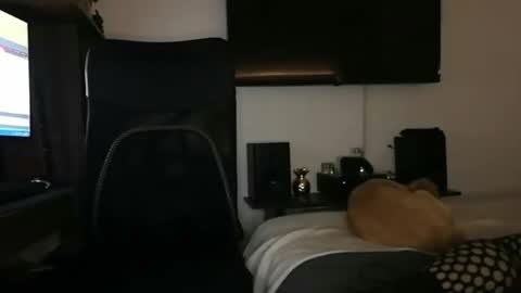 mrmiss_dannys online show from 03.01.25