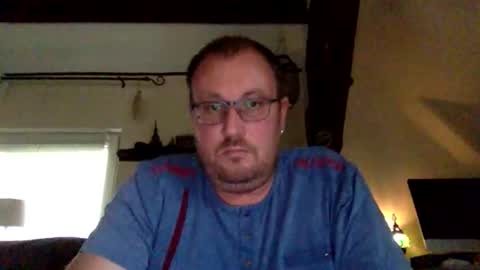 Snapshot of mrosenth81 chatting on 06.03.26 mrosenth81 online show from 06.03.26