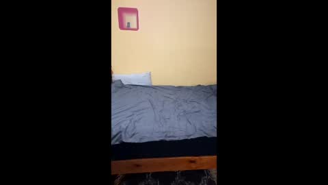 Snapshot of mrowka28 chatting on 02.19.26 mrowka28 online show from 02.19.26