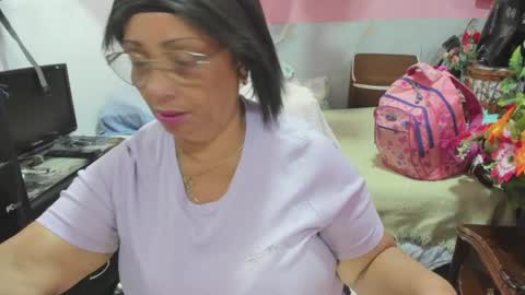 Snapshot of mrs_mommy chatting on 07.19.26 mrs_mommy online show from 07.19.26