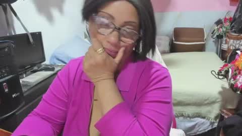 Snapshot of mrs_mommy chatting on 07.23.26 mrs_mommy online show from 07.23.26