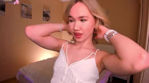 Mia online show from 05.18.26