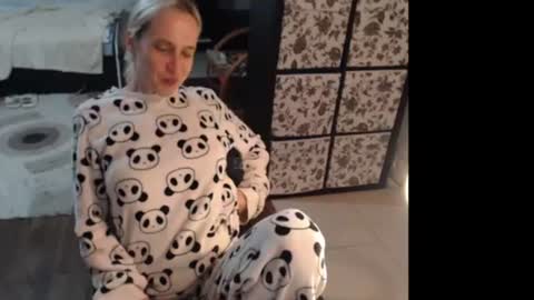 Snapshot of mrsluck chatting on 06.19.26 Sasha online show from 06.19.26