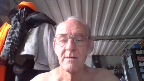 Chuck online show from 06.04.26