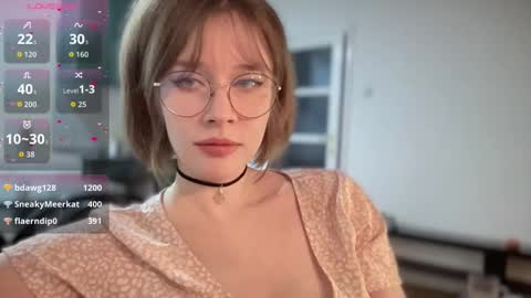 Snapshot of ms_christiana chatting on 10.21.25 ms_christiana online show from 10.21.25