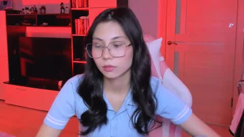 ms_emily_ online show from 03.31.26