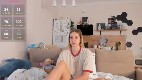 Ms ForYOU online show from 09.25.25