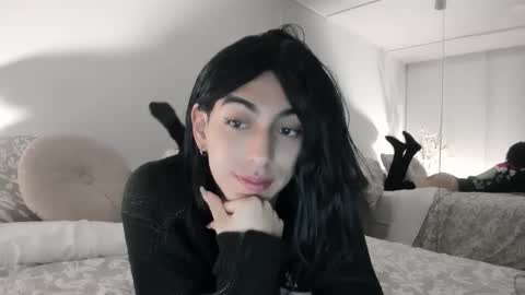 Snapshot of ms_lawless chatting on 12.24.24 Samantha online show from 12.24.24