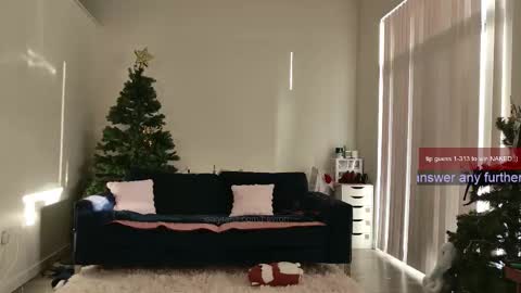 R o r i  SnapChat heyroriv2 wednesday - sunday Noon oclock mountain - 5pm mountain online show from 01.15.26