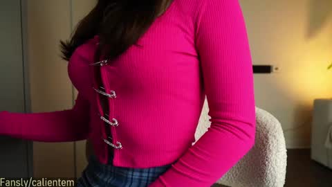 Snapshot of ms_seductive chatting on 05.13.26 Your M online show from 05.13.26