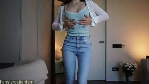 Snapshot of ms_seductive chatting on 06.03.26 Your M online show from 06.03.26