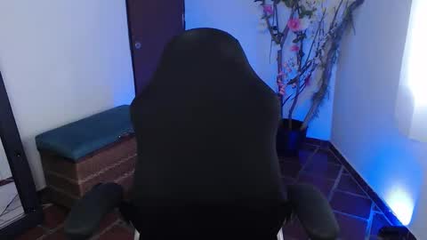 Sofia online show from 12.16.25