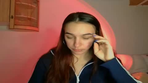 Snapshot of ms_sophiee chatting on 02.20.25 ms_sophiee online show from 02.20.25