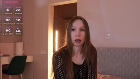 Snapshot of msaura chatting on 02.17.26 Svetlana online show from 02.17.26