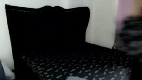 mscherry_ online show from 11.19.25