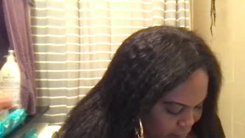 Snapshot of msjonemillion chatting on 01.21.25 Chocolate Candy Stick online show from 01.21.25