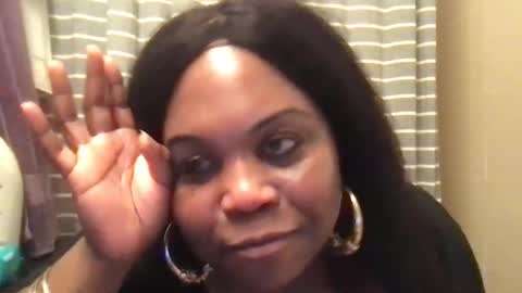 Snapshot of msjonemillion chatting on 01.25.25 Chocolate Candy Stick online show from 01.25.25