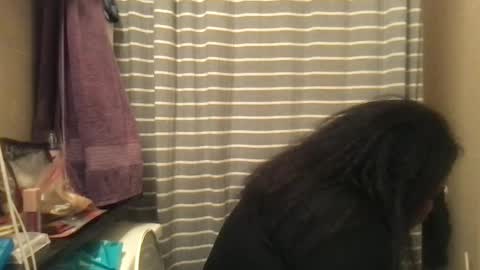 Snapshot of msjonemillion chatting on 02.12.25 Chocolate Candy Stick online show from 02.12.25