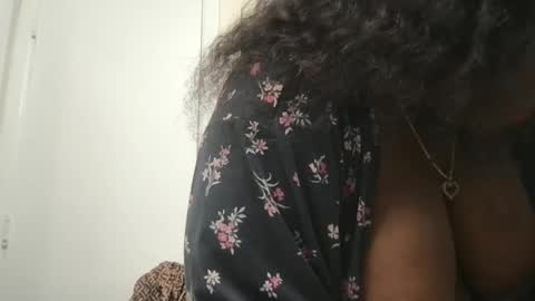 Snapshot of msjonemillion chatting on 09.16.25 Chocolate Candy Stick online show from 09.16.25