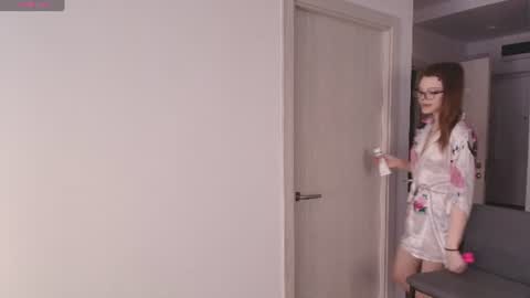 msmelaniaa online show from 07.04.26