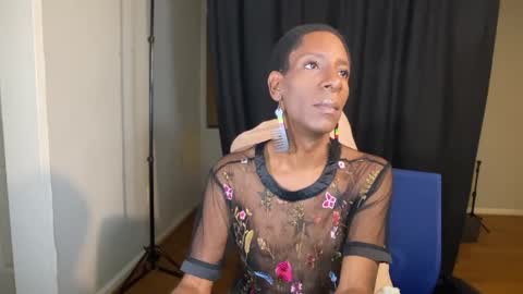 Snapshot of msmerlinmystique chatting on 12.16.25 Merlin Mystique online show from 12.16.25