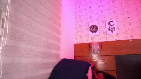 Manuela  online show from 01.31.25