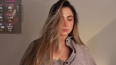 Sophie  online show from 04.10.26