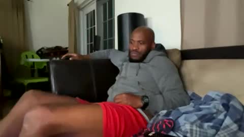 Snapshot of mt_visuals chatting on 02.09.25 mt visuals online show from 02.09.25