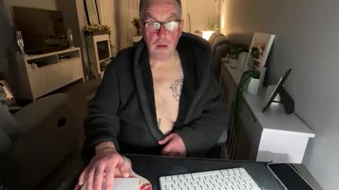 Snapshot of mtb1697 chatting on 02.15.26 mtb1697 online show from 02.15.26