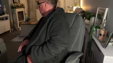 Snapshot of mtb1697 chatting on 03.15.26 mtb1697 online show from 03.15.26