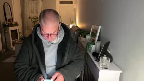 Snapshot of mtb1697 chatting on 04.02.26 mtb1697 online show from 04.02.26