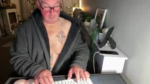 Snapshot of mtb1697 chatting on 04.06.26 mtb1697 online show from 04.06.26