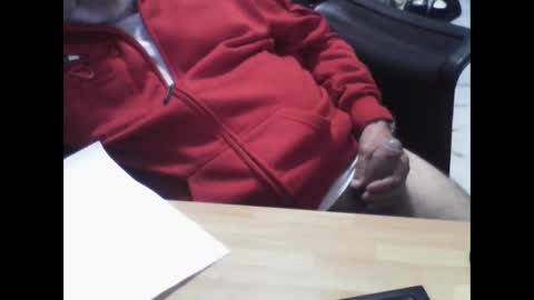 Snapshot of mtwpaul chatting on 10.02.25 mtwpaul online show from 10.02.25