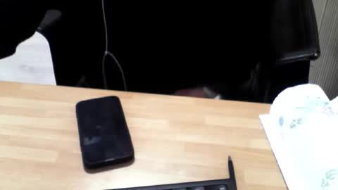 Snapshot of mtwpaul chatting on 11.10.25 mtwpaul online show from 11.10.25